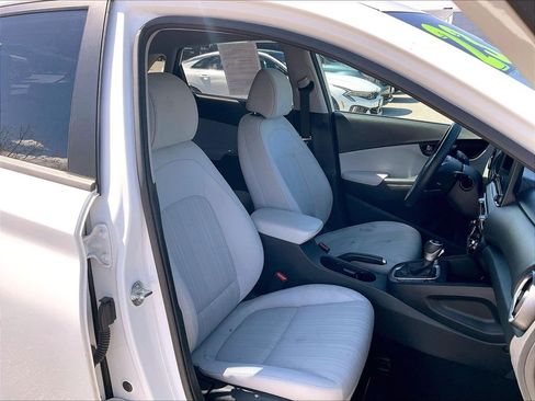 Used 2023 Hyundai Kona SEL FWD image 10