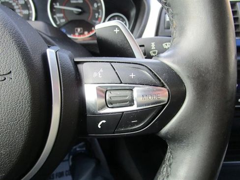 Used 2017 BMW 430i xDrive Convertible image 25