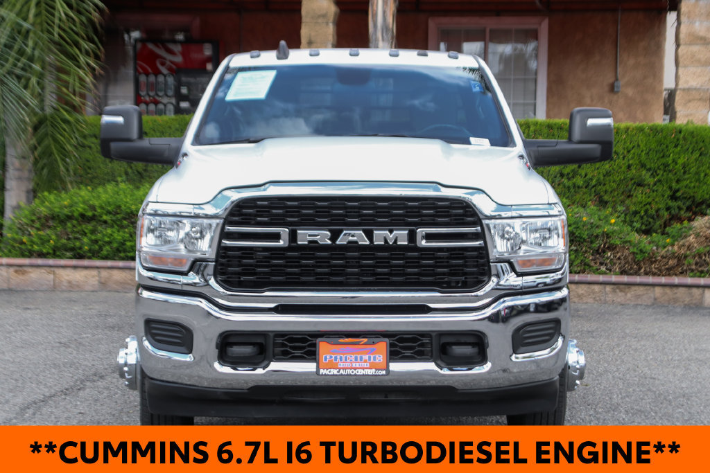 Used 2024 RAM 3500 SLT w/ Quick Order Package 2YG SLT AWD/4WD image 3