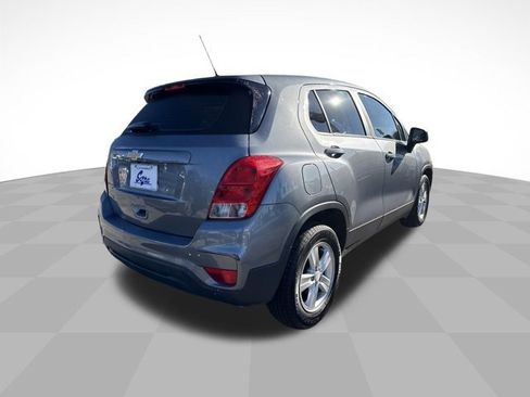 Used 2020 Chevrolet Trax LS image 6