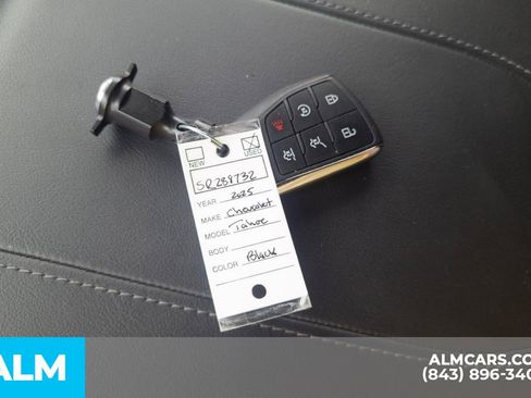 Used 2025 Chevrolet Tahoe LT AWD/4WD image 36