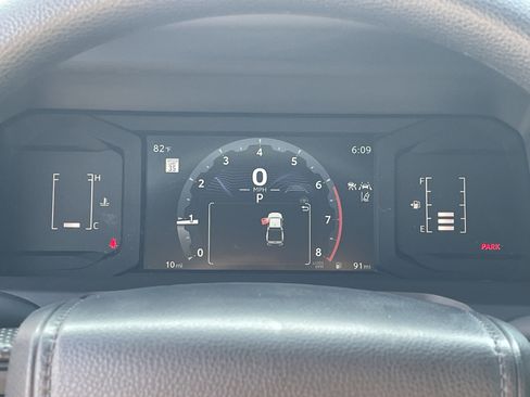 New 2025 Toyota Tacoma SR5 image 4