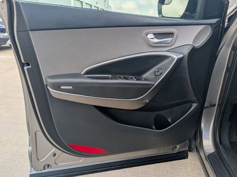 Used 2018 Hyundai Santa Fe Sport AWD/4WD image 22