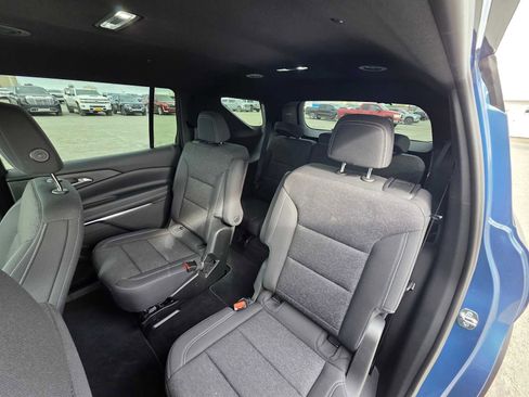 Certified 2026 Chevrolet Traverse LT AWD/4WD image 17