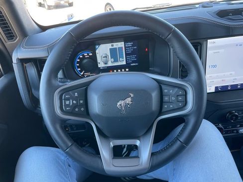 Used 2024 Ford Bronco Badlands AWD/4WD image 24