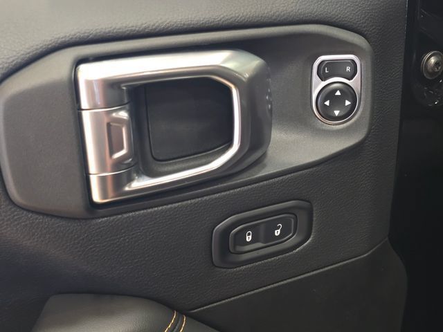 Used 2025 Jeep Wrangler Unlimited Rubicon 392 AWD/4WD image 41