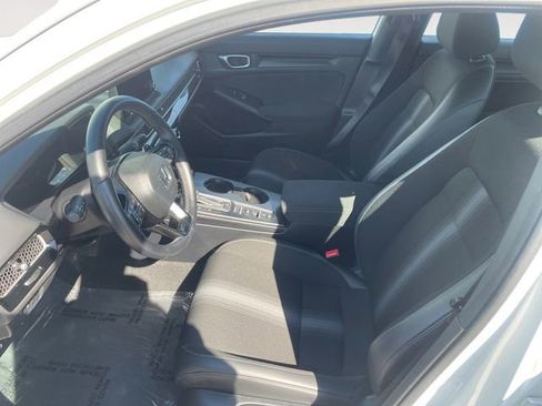 Used 2024 Honda Civic Sport image 9
