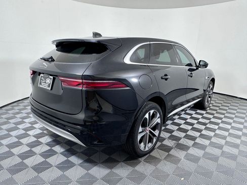 Used 2023 Jaguar F-PACE S image 8