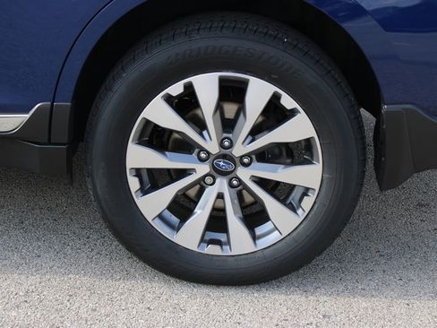 Used 2017 Subaru Outback 3.6R Touring w/ Popular Package #5A image 31