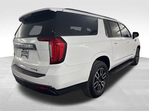 Used 2021 GMC Yukon XL AT4 image 8