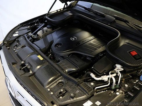 Used 2023 Mercedes-Benz GLS 450 4MATIC image 43