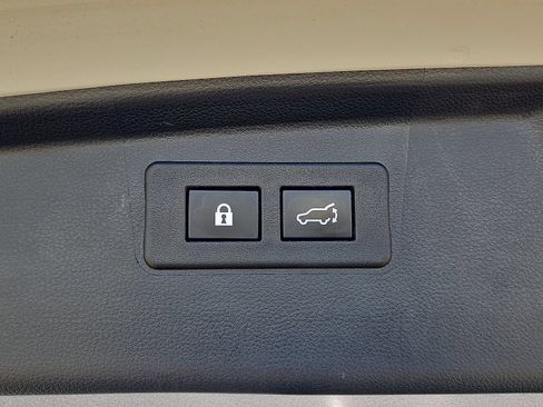 Used 2021 Subaru Outback Premium AWD/4WD image 14