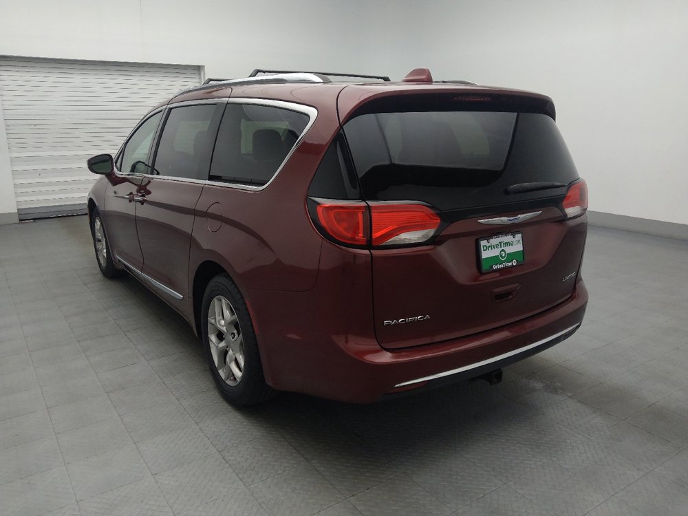 Used 2018 Chrysler Pacifica Limited FWD image 5