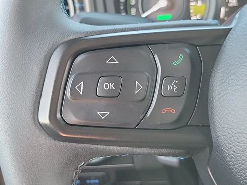 Used 2024 Jeep Wrangler Unlimited Rubicon 4xe w/ Capability Package AWD/4WD image 5