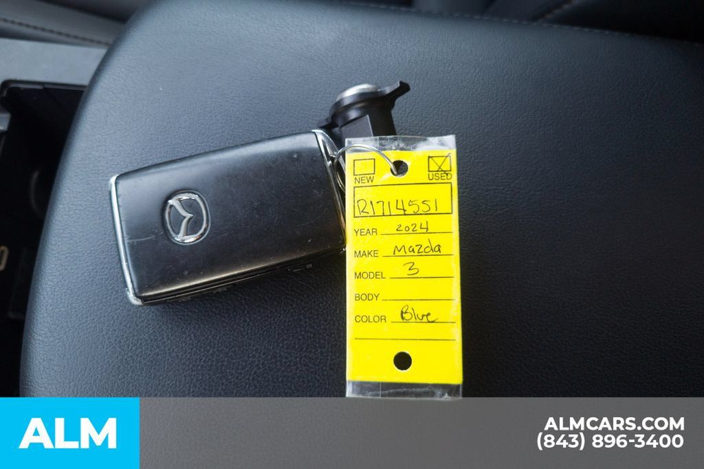 Used 2024 MAZDA MAZDA3 s FWD image 15