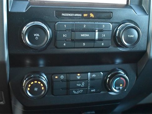 Used 2019 Ford F150 XLT image 27