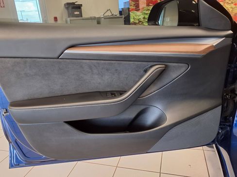 Used 2021 Tesla Model 3 Standard Range Plus RWD image 21