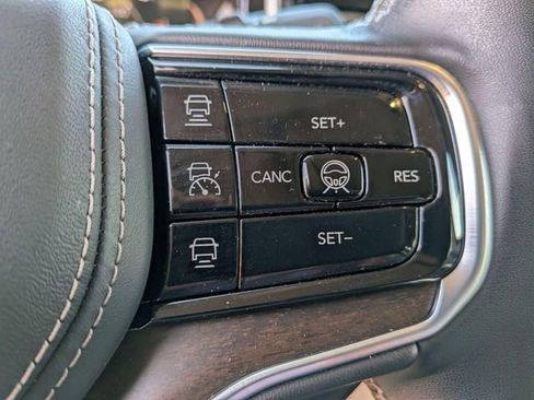 Used 2024 Jeep Grand Wagoneer Series II w/ Convenience Group III image 19