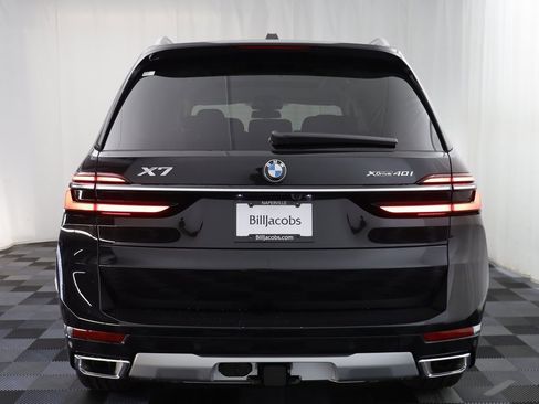 New 2026 BMW X7 xDrive40i w/ Premium Package image 17