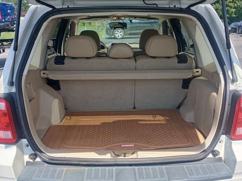 Used 2009 Ford Escape Limited AWD/4WD image 20
