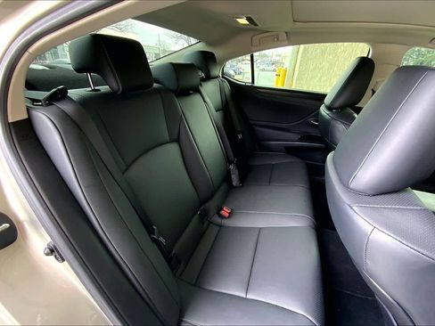 Used 2023 Lexus ES 350 w/ Premium Package image 19