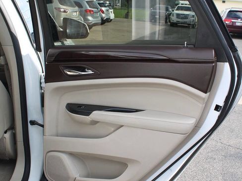 Used 2016 Cadillac SRX Luxury image 20