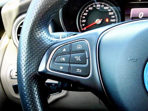 Used 2016 Mercedes-Benz C 300 Sedan image 13