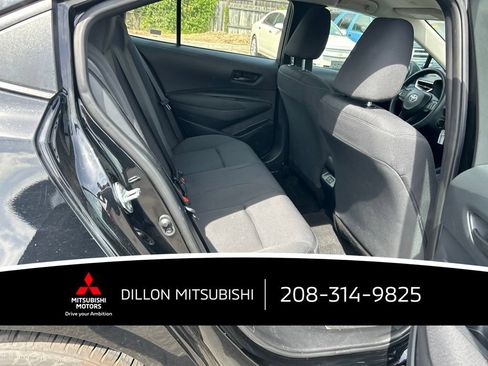 Used 2025 Toyota Corolla LE FWD image 10