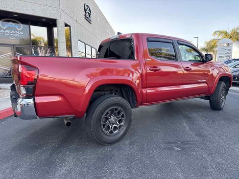 Used 2018 Toyota Tacoma SR5 image 4