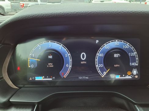 Used 2024 Jeep Grand Cherokee L Altitude image 24