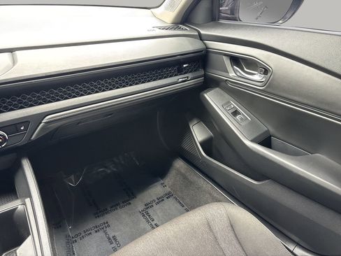 Used 2023 Honda Accord EX image 15