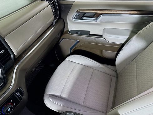 Used 2024 Chevrolet Silverado 1500 LT w/ Texas Edition Plus image 21