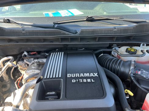 Used 2023 Chevrolet Silverado 1500 LT Trail Boss image 22