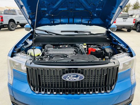 New 2026 Ford Maverick Lobo image 39