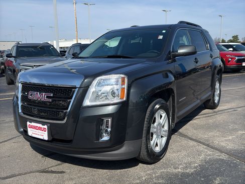 Used 2014 GMC Terrain SLE w/ Convenience Package image 2