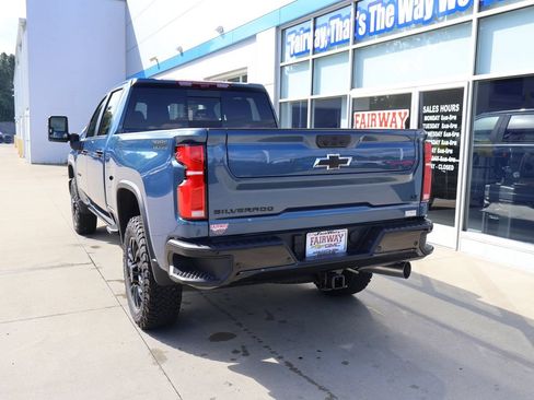 New 2026 Chevrolet Silverado 3500 LT w/ Trail Boss Package AWD/4WD image 8
