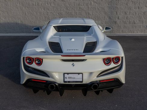 Certified 2023 Ferrari F8 Tributo RWD image 10