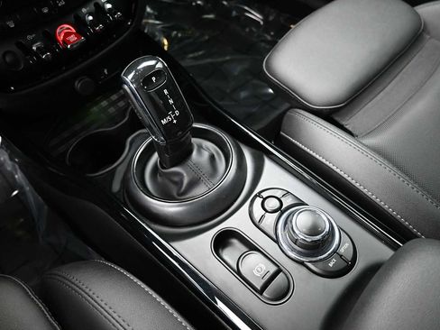Used 2024 MINI Cooper Clubman S FWD image 12
