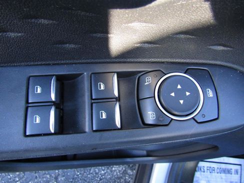 Used 2020 Ford Escape Titanium AWD/4WD image 11