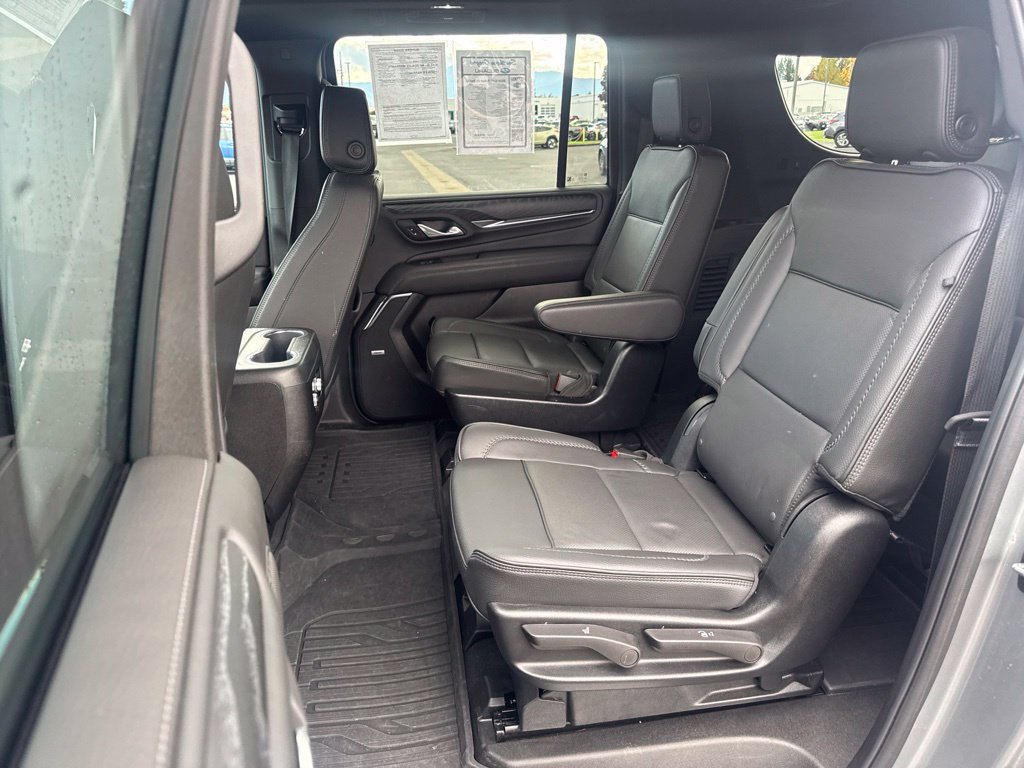 Used 2024 GMC Yukon XL Denali w/ LPO, Floor Liner Package AWD/4WD image 11