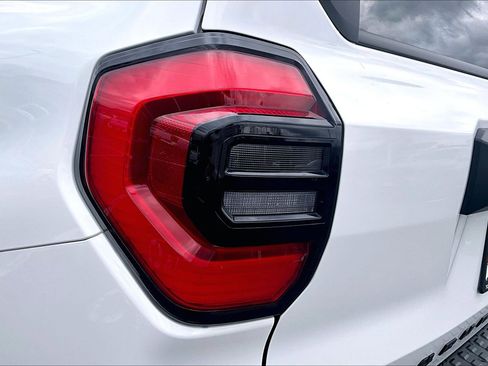 Used 2025 Toyota 4Runner TRD Off-Road image 27