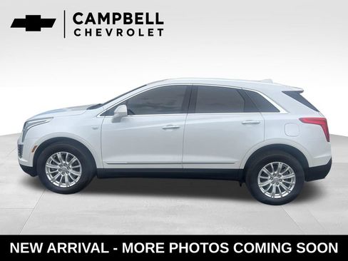 Used 2018 Cadillac XT5 AWD image 2