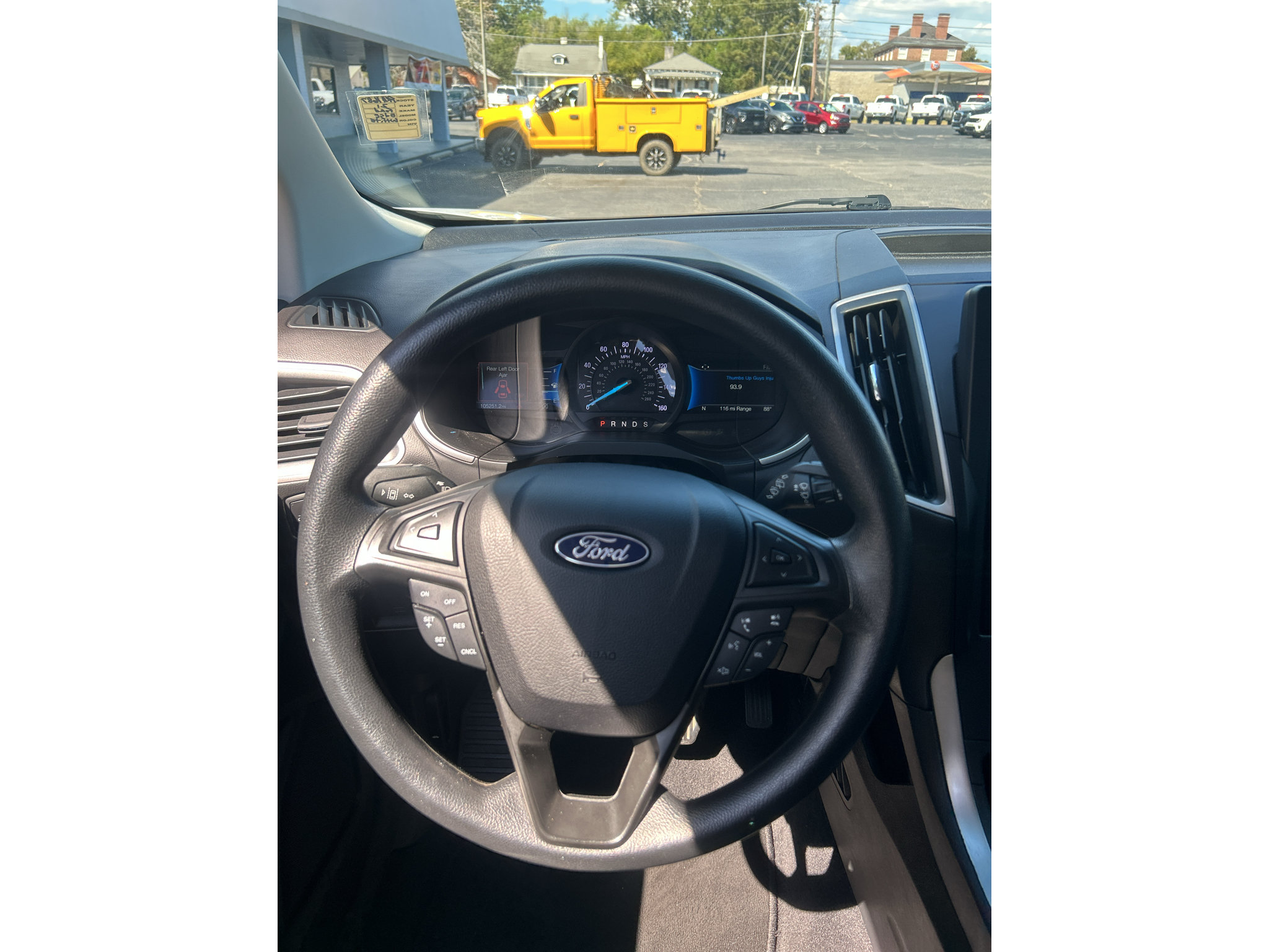 Used 2021 Ford Edge SE FWD image 15