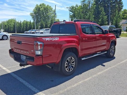 Certified 2023 Toyota Tacoma TRD Sport w/ Technology Package AWD/4WD image 4