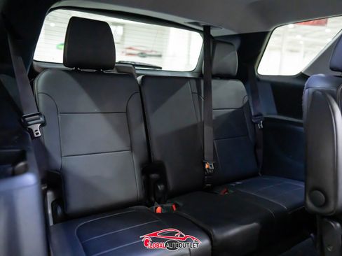 Used 2020 Chevrolet Traverse LT w/ Driver Confidence II Package image 20