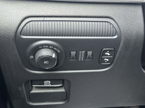 Used 2024 Jeep Wagoneer L Series II w/ Flexible Seating Group image 23