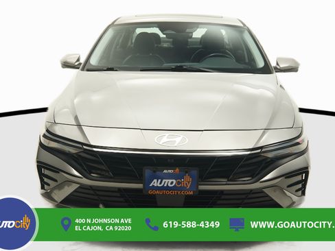 Used 2024 Hyundai Elantra Limited FWD image 4