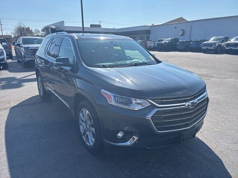 Used 2021 Chevrolet Traverse Premier w/ LPO, Floor Liner Package image 4