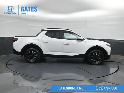 Used 2022 Hyundai Santa Cruz SEL Premium AWD/4WD image 3