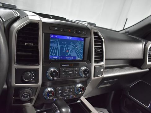 Used 2020 Ford F150 Lariat w/ Equipment Group 502A Luxury AWD/4WD image 26